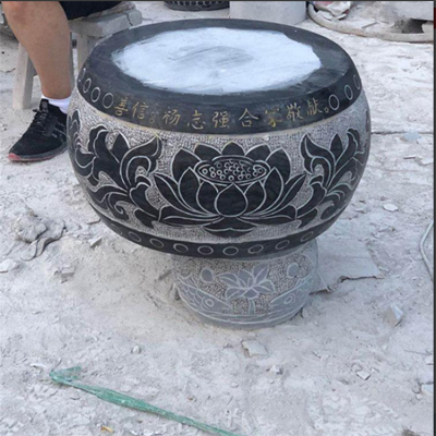 寺廟柱子石墩，柱底柱墩石