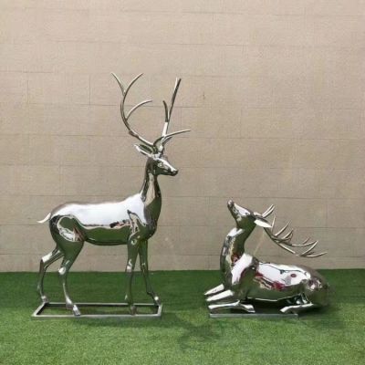 別墅小區(qū)不銹鋼，鏡面大型動物景觀梅花鹿