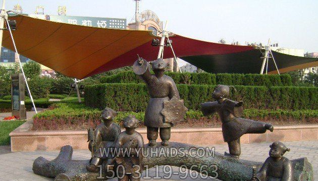 雕塑雕塑 海岸景區(qū)公園仿古做舊兒童放風(fēng)箏銅<a href=