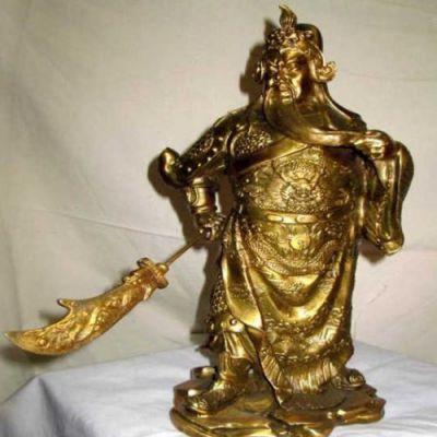 黃銅色關(guān)羽塑像，鑄銅歷史名人關(guān)于長(zhǎng)雕塑