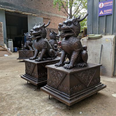 銅麒麟，黃銅鑄造麒麟銅雕一對