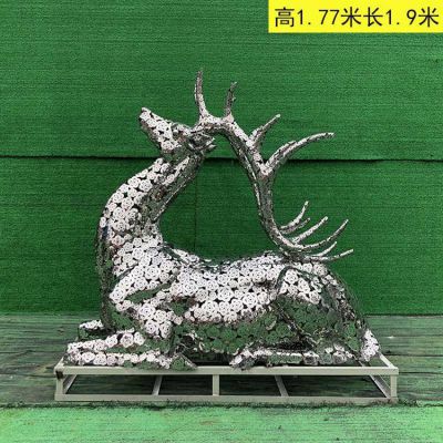 不銹鋼梅花鹿，鏡面鏤花鹿雕塑