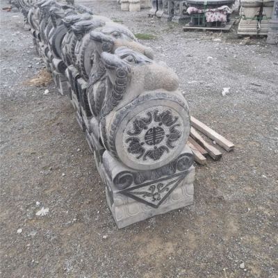 金蟾抱鼓石，青石門墩