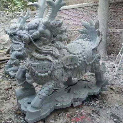 青石麒麟，吉祥神獸石雕