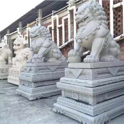 別墅大門(mén)擺漢白玉雕刻獅子石雕
