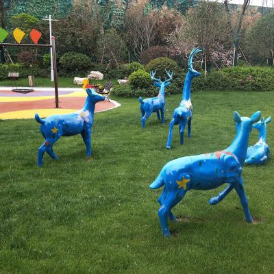 梅花鹿，公園草坪裝飾動物擺件